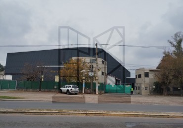 Galpon de 2350 m2 sobre Ruta 25 Villa Rosa - a metros ramal Pilar