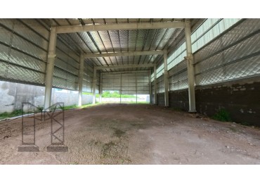 Galpon De 1245 M2 En Dos Naves Sobre Acc. Oeste - Sal. Dos Calles