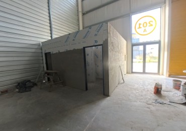 Galpon de 570 m2 dentro de predio cerrado Torcuato a estrenar - Producto Gourmet