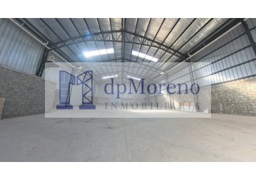 Galpon de 600 m2 en Ruta 24 a tres cuadras de Acceso Oeste