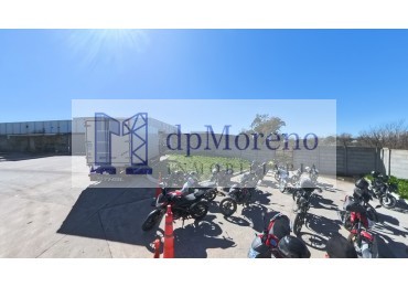 Fraccion de 44.000 m2 de terreno en zona industrial a 4 km de Acc. Oeste a metros de Ruta 25 calle pavimentada. Ideal para desarrollo