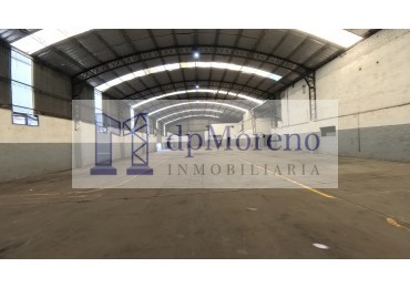 Galpon de 2200 m2 sobre Avenida en Pacheco a metros de 197