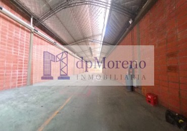Galpon sobre 1000 m2 Av. Belgrano - Zona Industrial