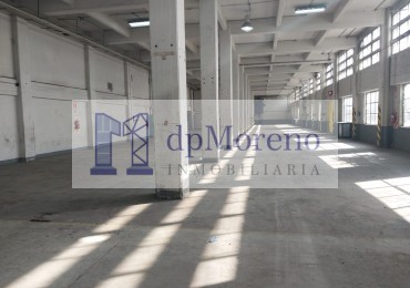 Galpon de 1957 m2 en La Tablada dentro de Predio con Seguridad
