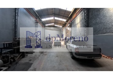Galpon de 330 m2 sobre Ruta 202 y Panamericana 