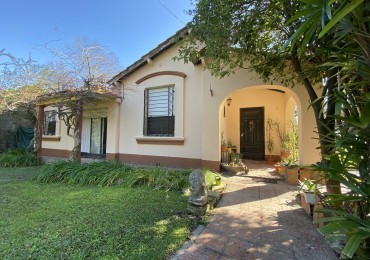 CASA 5 AMBIENTES C/ PISCINA PARRILLA Y QUINCHO PROXIMO A ACCESO PRINCIPAL R8 , LA LONJA ,PILAR BARRIO ABIERTO CON VIGILANCIA ROBLES DEL MONARCA - 