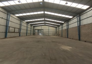 Galpon de 1100 m2 nuevo a 7 min de Acc. Oeste y Vergara - Hurlingham Oportunidad!!